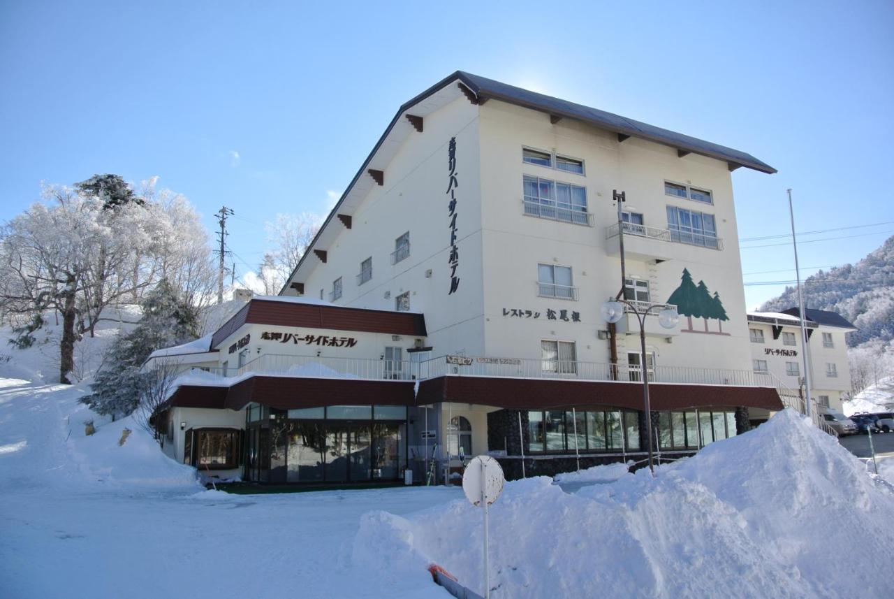 Shiga Riverside Hotel Yamanouchi  Bagian luar foto