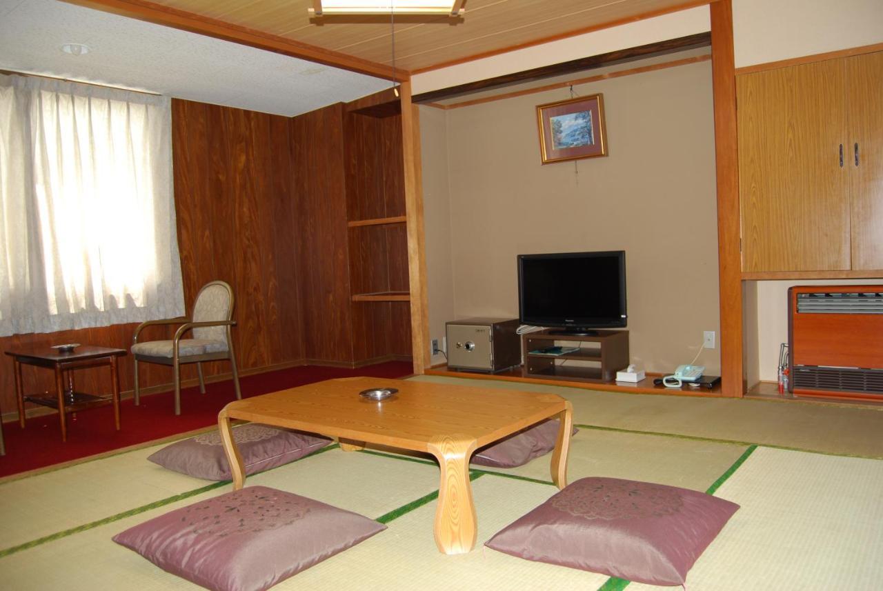 Shiga Riverside Hotel Yamanouchi  Bagian luar foto