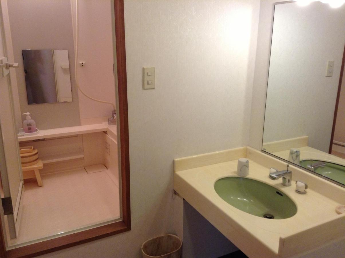 Shiga Riverside Hotel Yamanouchi  Bagian luar foto